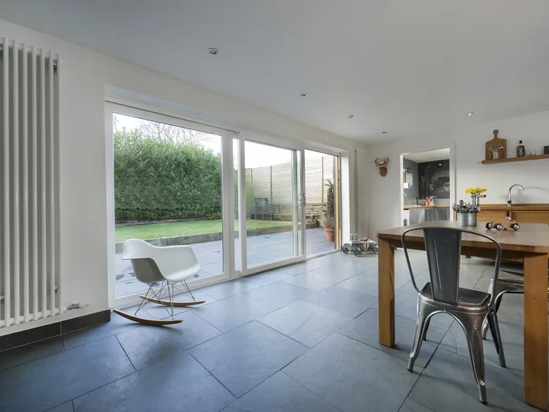 Sliding Windows Sydenham